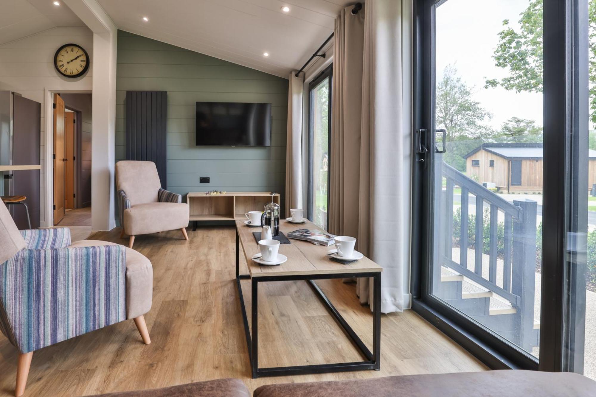 Blenheim Palace Lodge Retreat Удсток Екстериор снимка