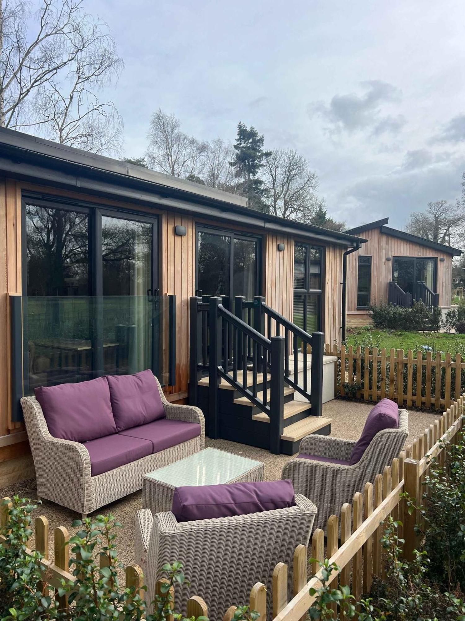 Blenheim Palace Lodge Retreat Удсток Екстериор снимка