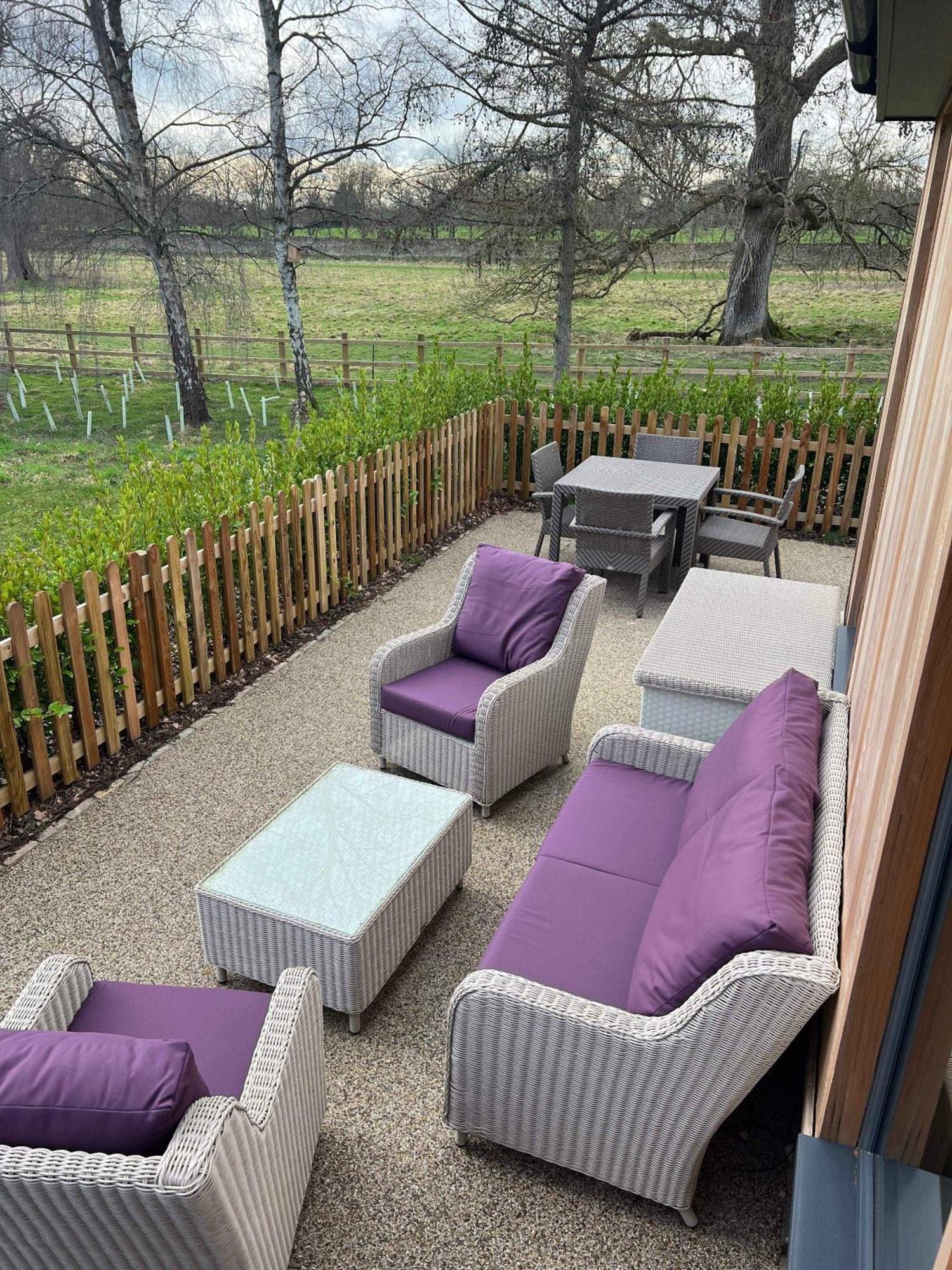 Blenheim Palace Lodge Retreat Удсток Екстериор снимка