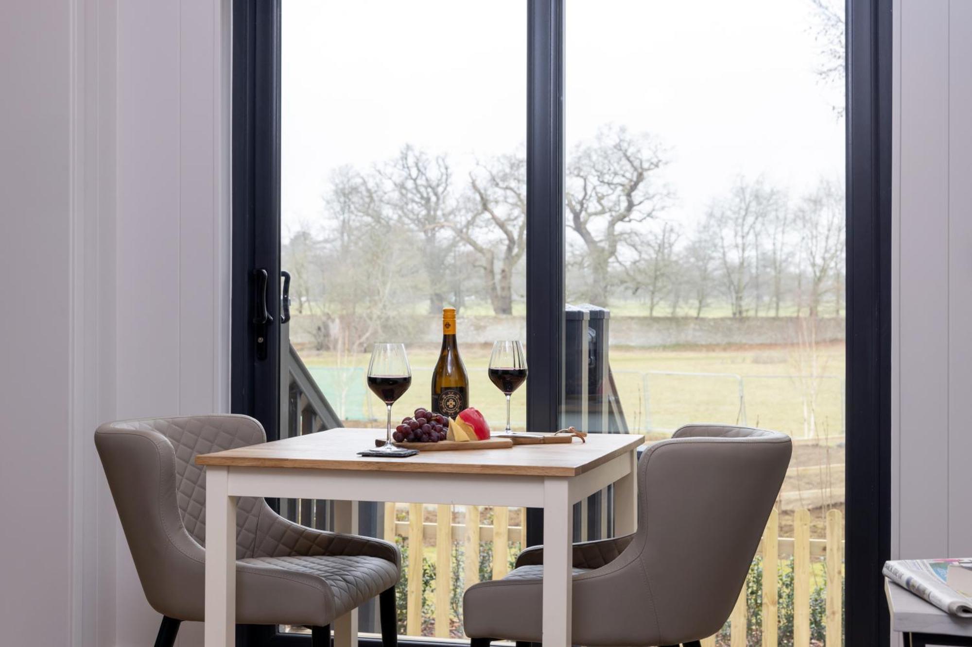 Blenheim Palace Lodge Retreat Удсток Екстериор снимка
